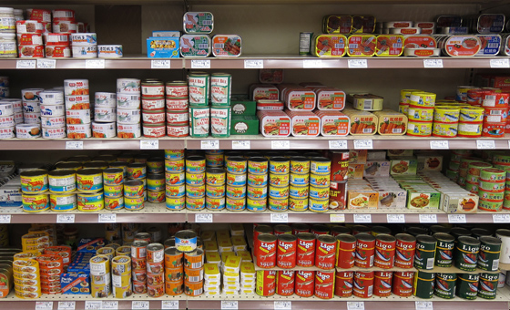4-canned food aisle