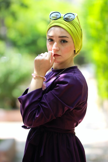 woman wearing turban hijab